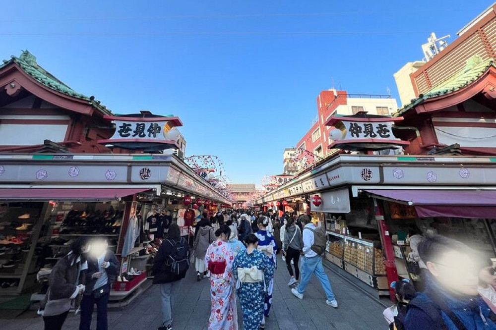 Tokyo, Walking Tour of Sensoji Temple and Surroundings in Asakusa