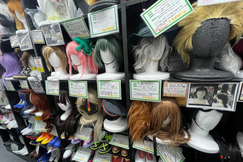 Tokyo: Visit Cosplay Shop and Shopping in Anime Store