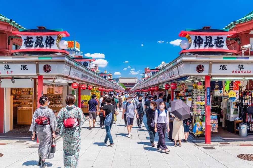 Tokyo, Sumida River Walk to Asakusa Senso-ji temple Tour