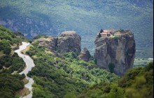 Meteora - 3 Days/2 Nights Rail Tour from Athens