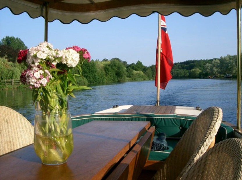 Sunset Cruise and dinner at The Folly
