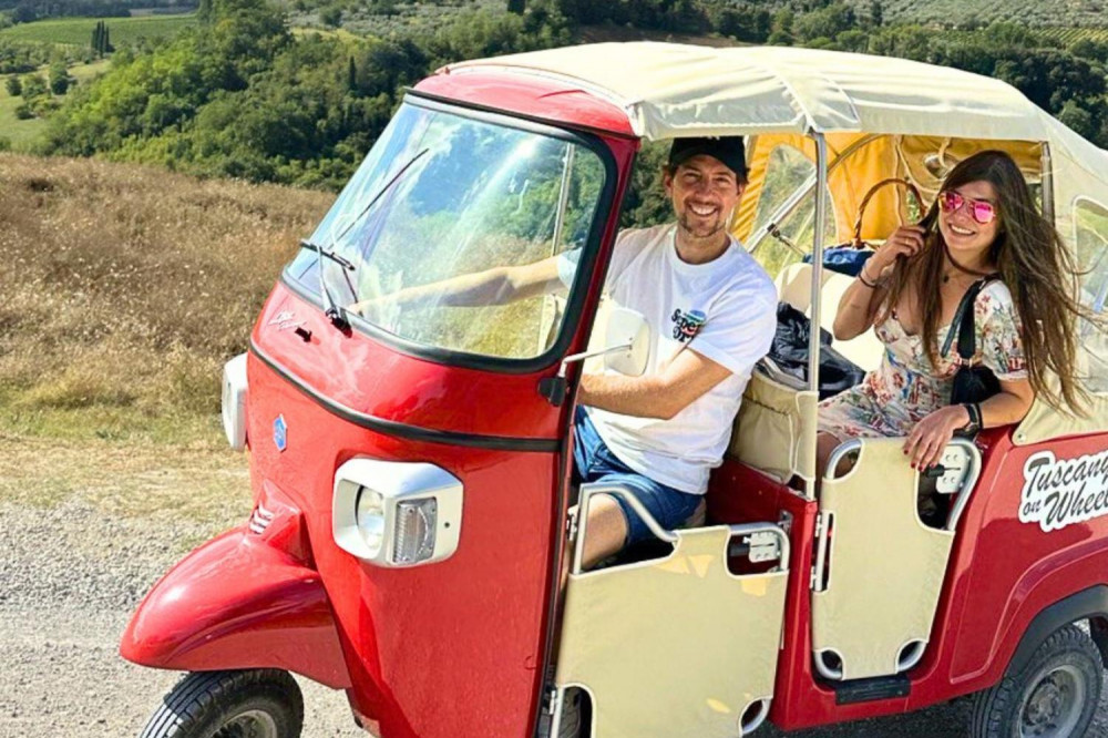 From San Gimignano: Tuscany Wine Tour by Tuk Tuk