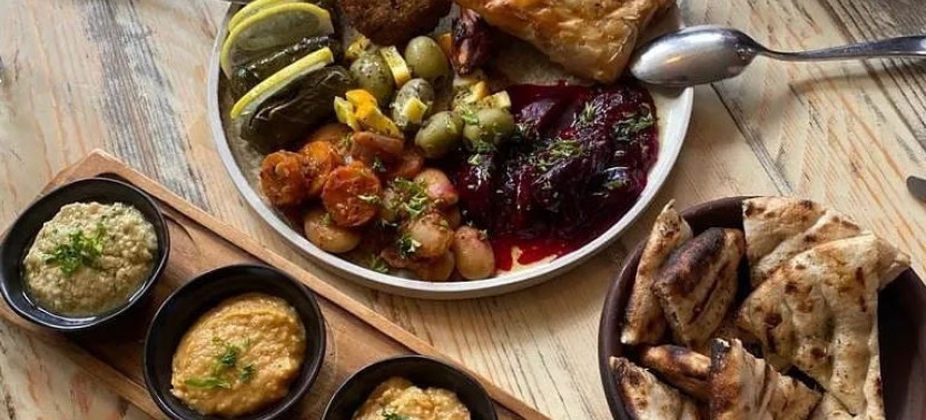 York Food & History Tour with local guide