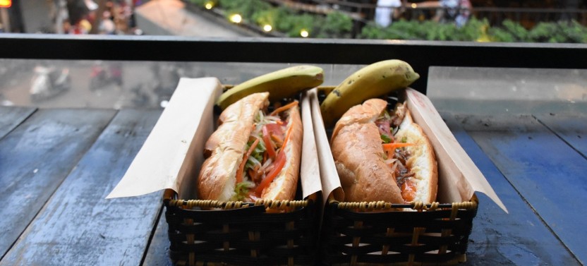Small Group Hanoi Secret Food Tour