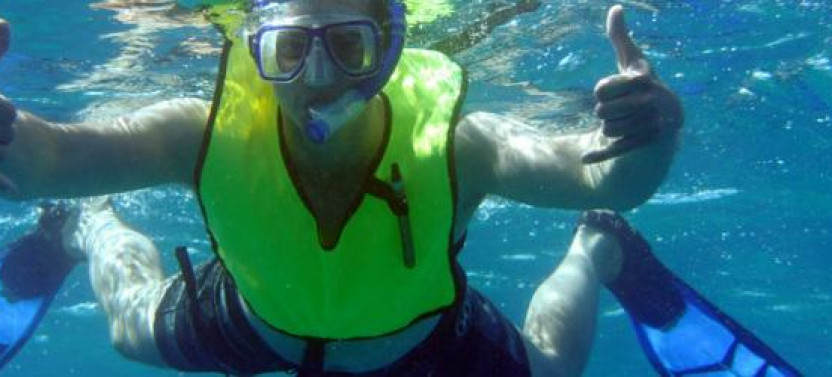 Rise & Dive: Morning Dolphin Watch and Snorkel Adventure with Hawaiian Meal