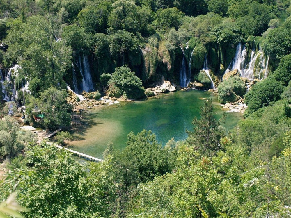 Kravica (waterfall)