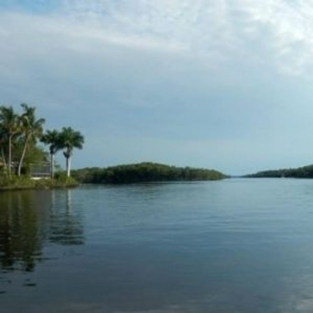 Manatee, Dolphin and 10,000 Islands Beach Eco-Tour - Private Groups (7pax+)