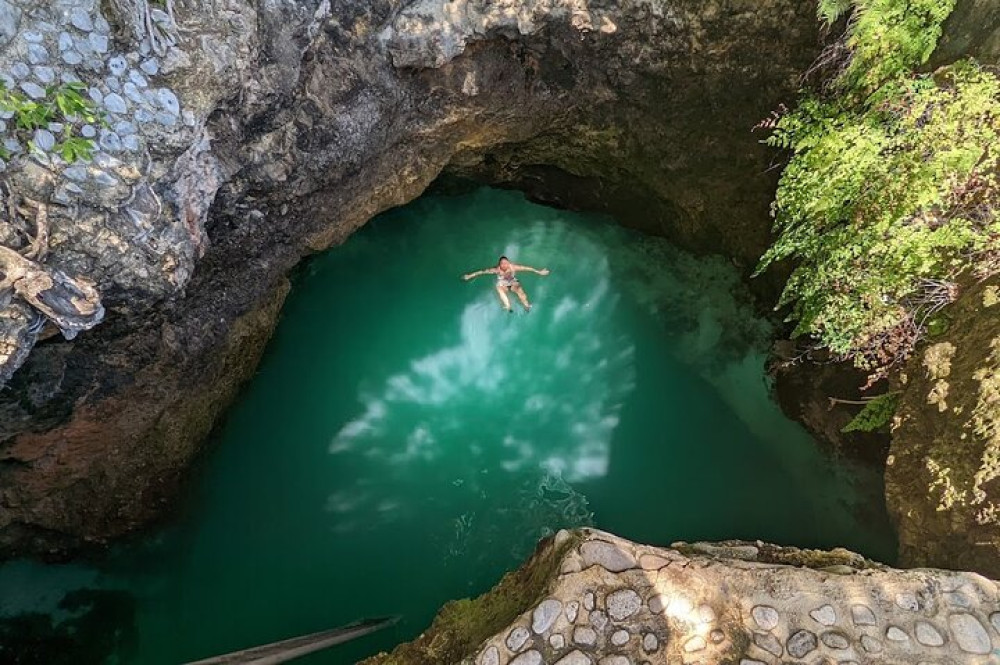 Blue Hole Mineral Spring With Transportation & Optional Herb Tour