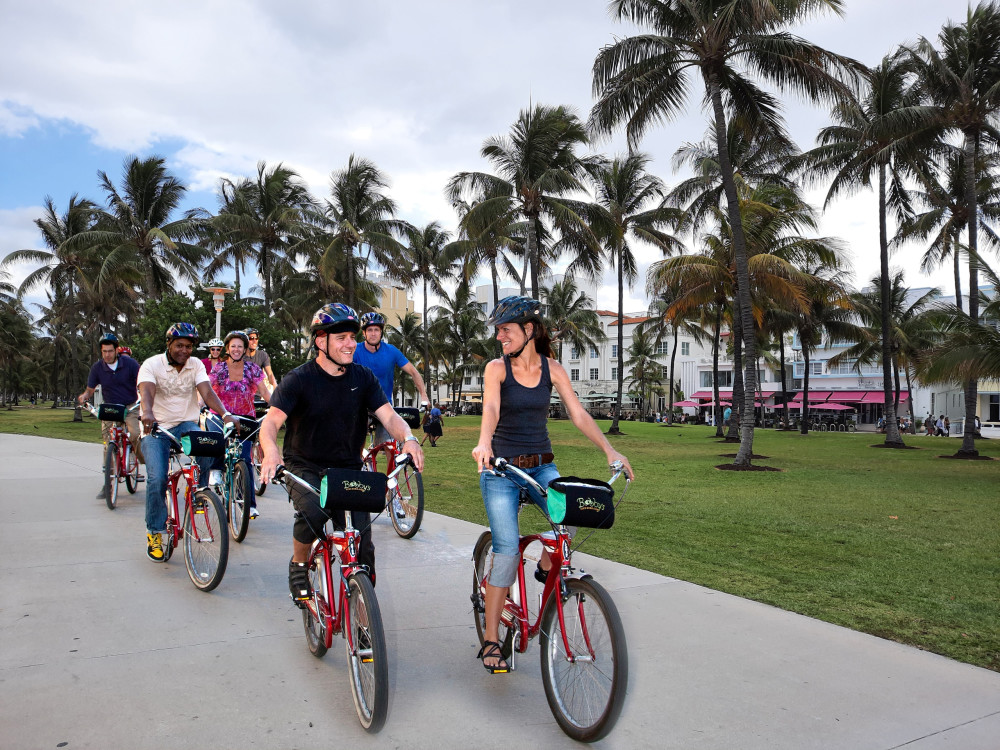 Miami Beach Bikes, Bites & Views Food Tour (Adults Only)