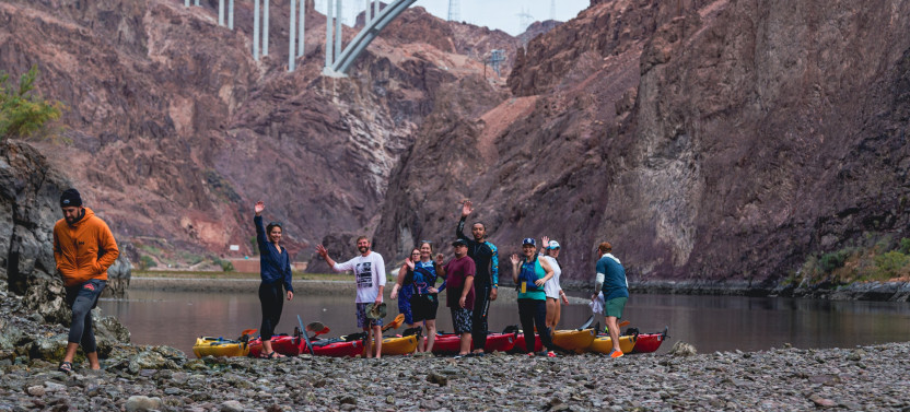 Kayak Hoover Dam & Hot Springs Hike - Shuttle