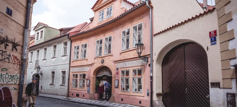 Small Group Prague Secret Food Tour