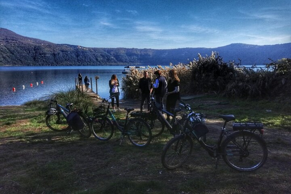 Castelli Romani Day Trip: Castel Gandolfo And Nemi