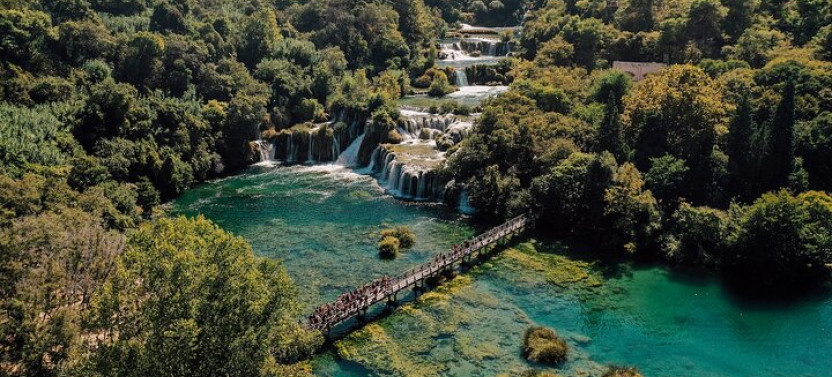 Private Tour: Krka Waterfalls Tour with Wine Tasting