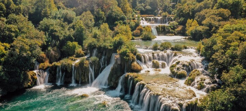 Private Tour: Krka Waterfalls Tour with Wine Tasting