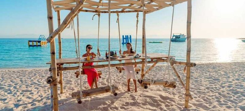 Paradise Island VIP Boat Trip Full Day Snorkeling From Hurghada
