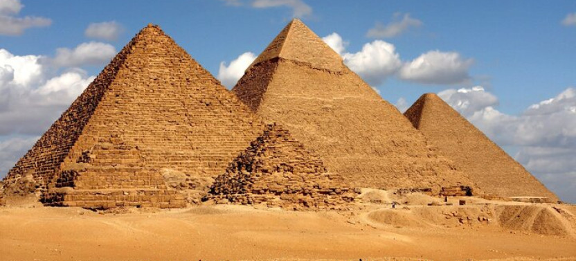 Pyramids Of Giza And Cairo Tour By Bus From Sharm