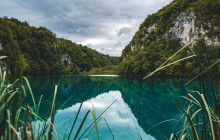 Booker Travel Agency2