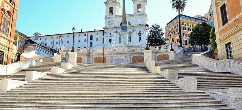 Heart of Rome Walking Tour with Pantheon Entrance, Trevi Fountain & Gelato