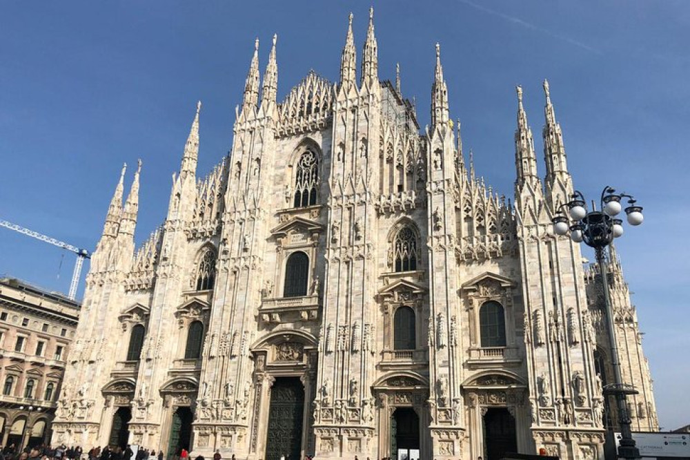 Milan Semi-Private Walking Tour with Last Supper and Duomo | MAX 6 people