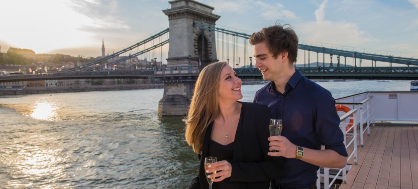 Danube Drink & Cruise
