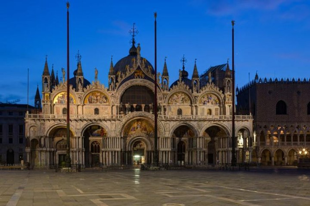 Saint Mark's Vip Night Tour: Exclusive Access Small Group Tour