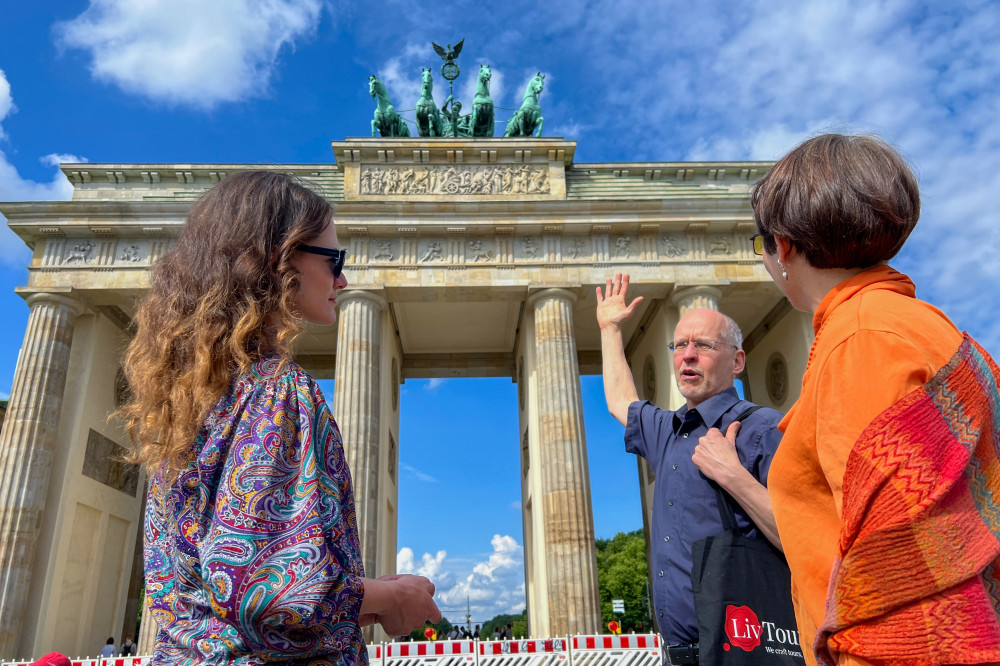 Private Driving Extended Highlights Berlin Tour