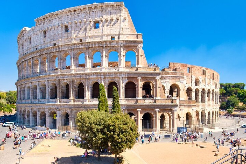 Private Colosseum Family Treasure Hunt Tour With Arena Floor Access