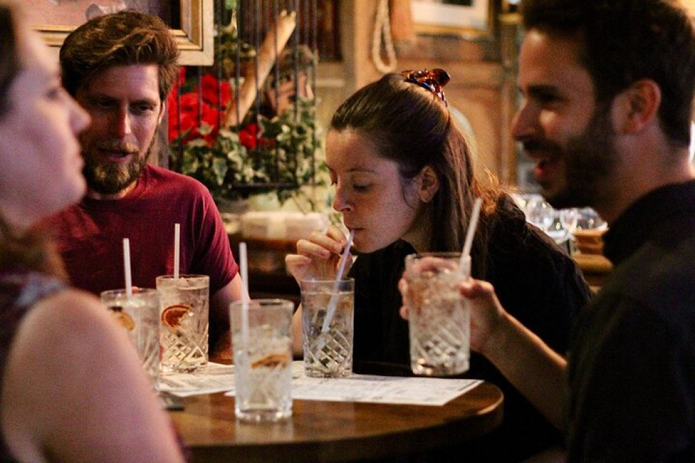 Small-group History Of Gin Guided Tour In London With Tasting