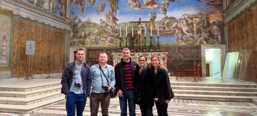 Early Morning Vatican Semi-private Tour With Sistine Chapel Max 6 People