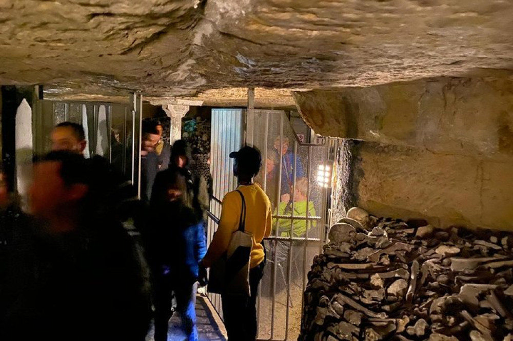 Paris Catacombs Semi-private Tour With VIP Access