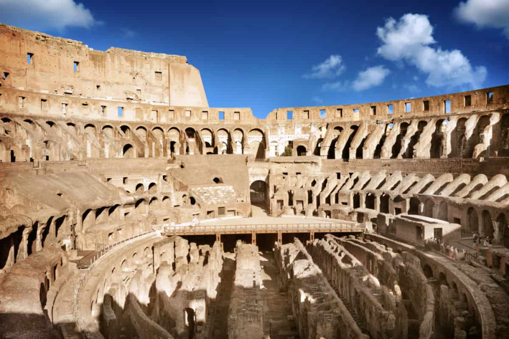 Private Colosseum First Entry with Roman Forum - Tour with Special Arena