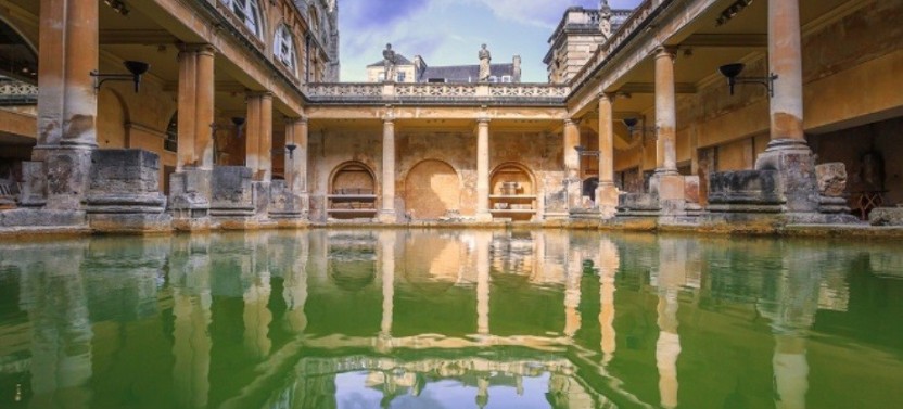 Private Driving Tour: Stonehenge and Bath from London