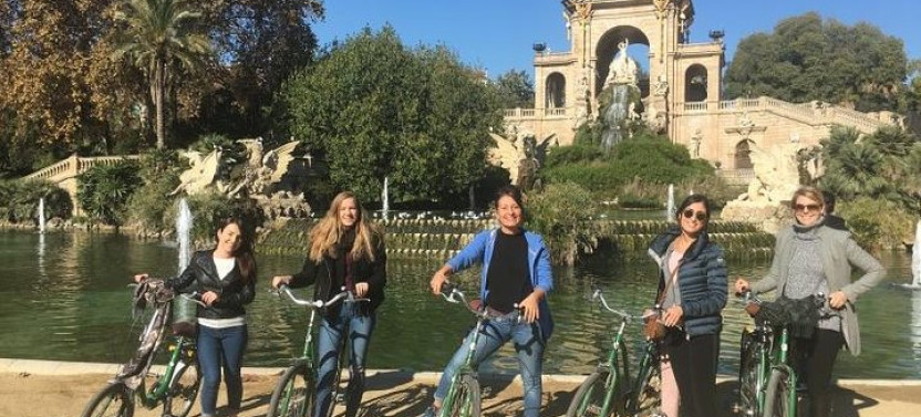 Barcelona Evening Private Bike Tour With Cava, photo 5 of 5
