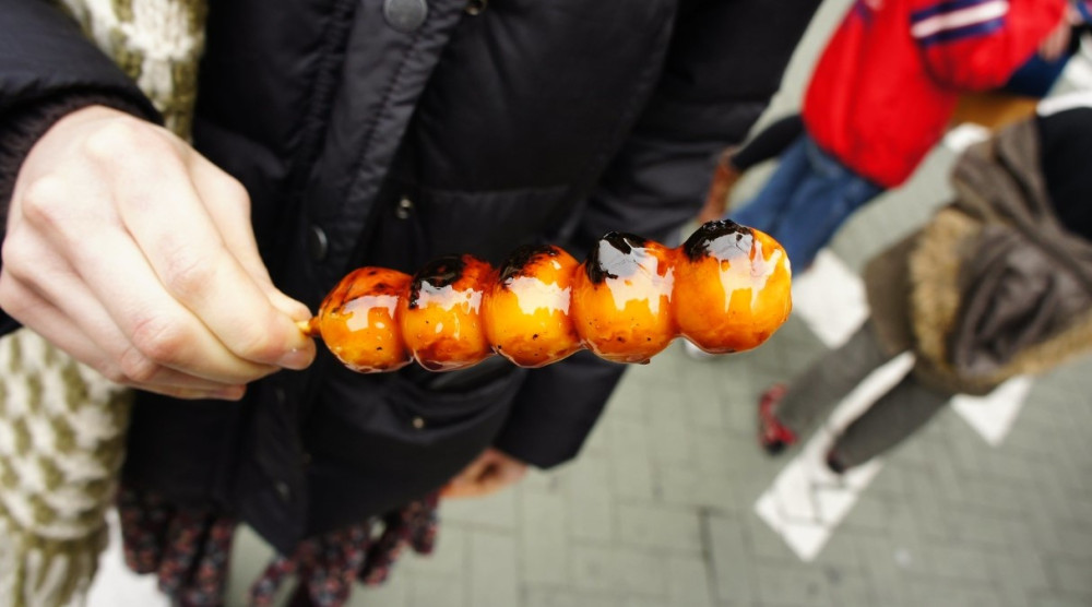 Osaka Delights: Traditional Japanese Food Tour