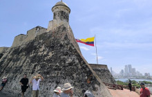 AV COLOMBIA13