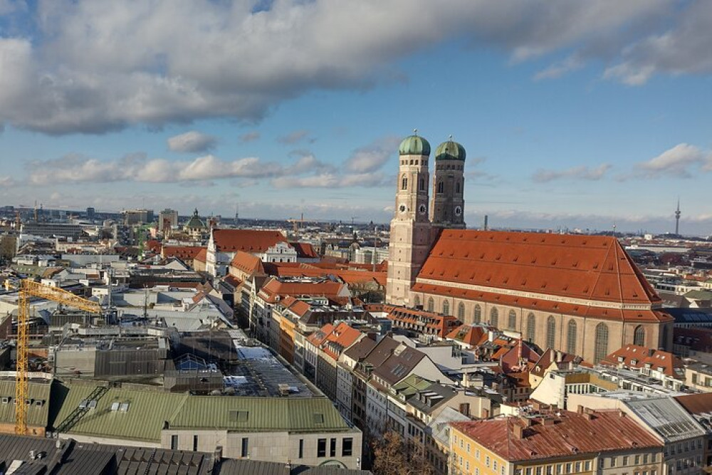Munich Sightseeing By Car With Professional Guide