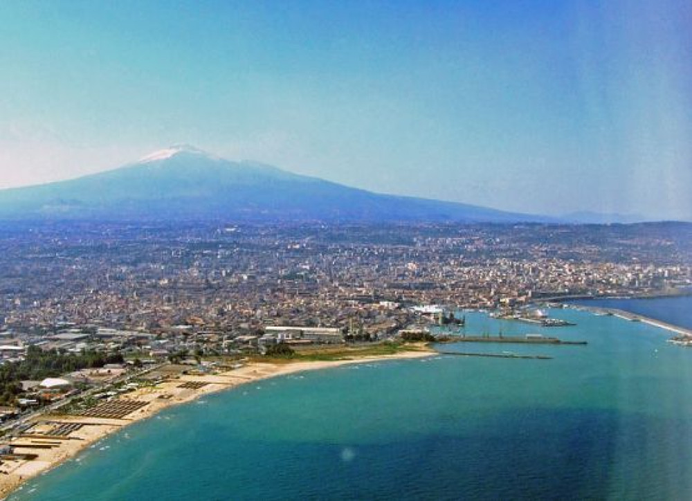 Siracusa to Taormina stop: Etna Volcano