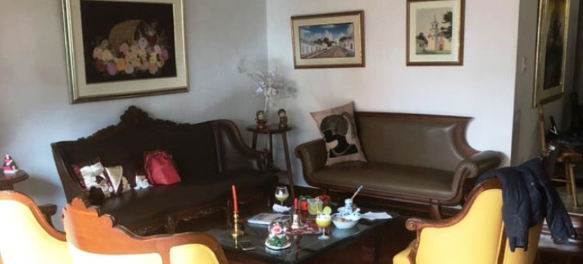 Authentic Colombian Cooking in Medellin with a Local Family