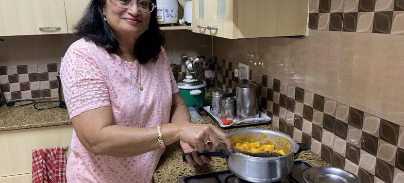 Simple Homestyle Vegetarian Indian Cooking Class in Bangalore