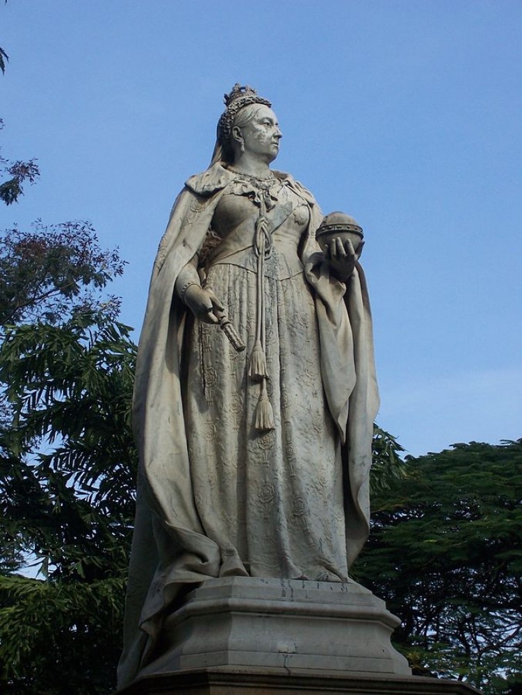 Statue of Queen Victoria, Bangalore Sights & Attractions Project