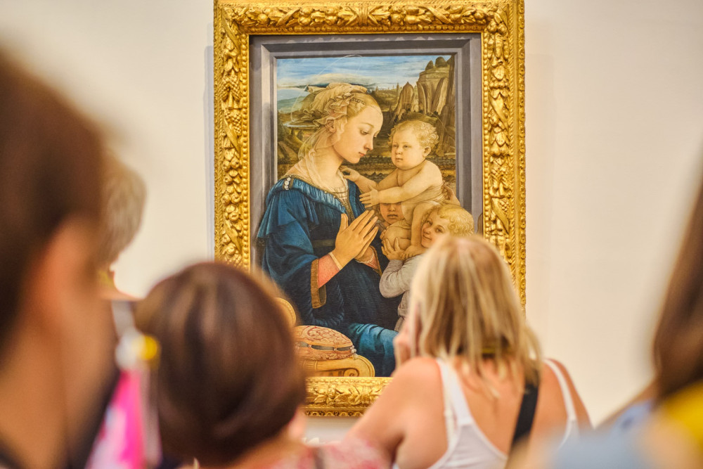 Uffizi Gallery and The Vasari Corridor With Skip The Line Entrance
