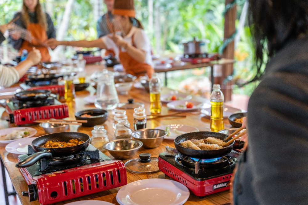 Cooking Class & Bamboo Boats
