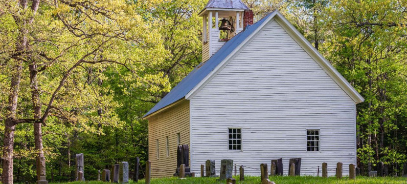 Cades Cove Guided Tour from Pigeon Forge
