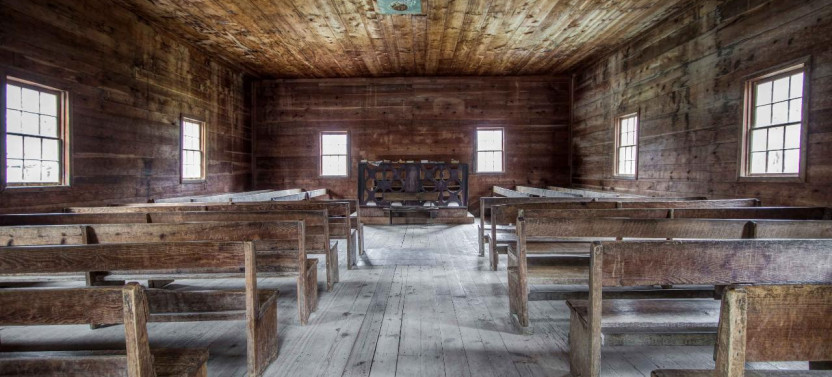 Cades Cove Guided Tour from Pigeon Forge