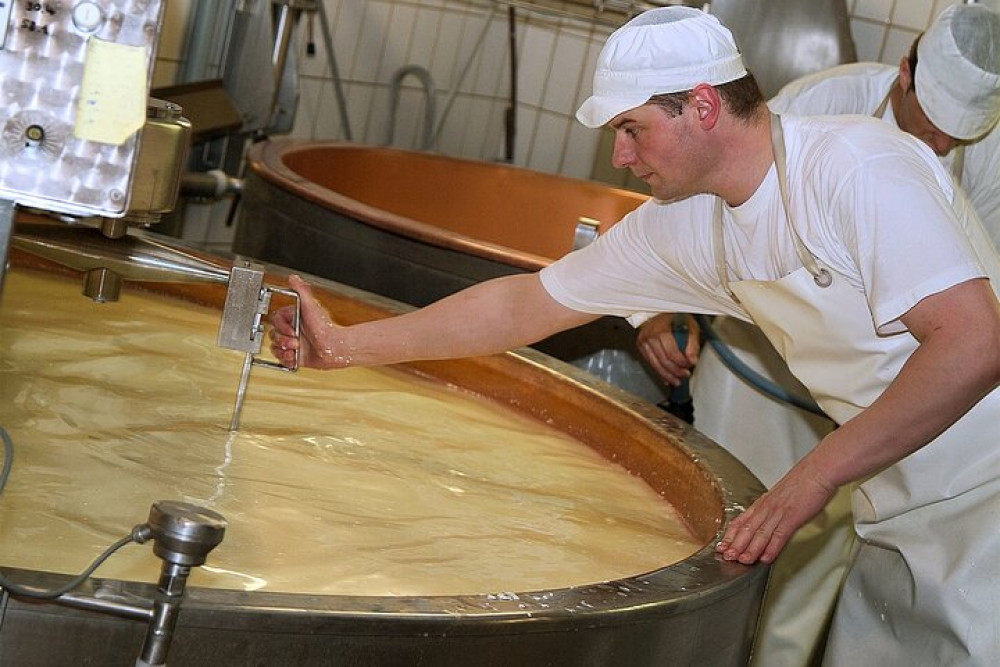 Private Cheese Chocolate & Wine Tour Gruyeres Montreux