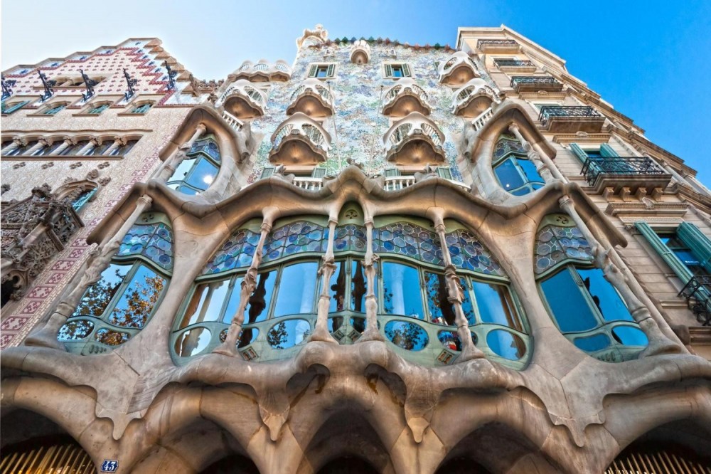 Best Of Gaudí + Casa Batlló Admission Ticket - Barcelona 