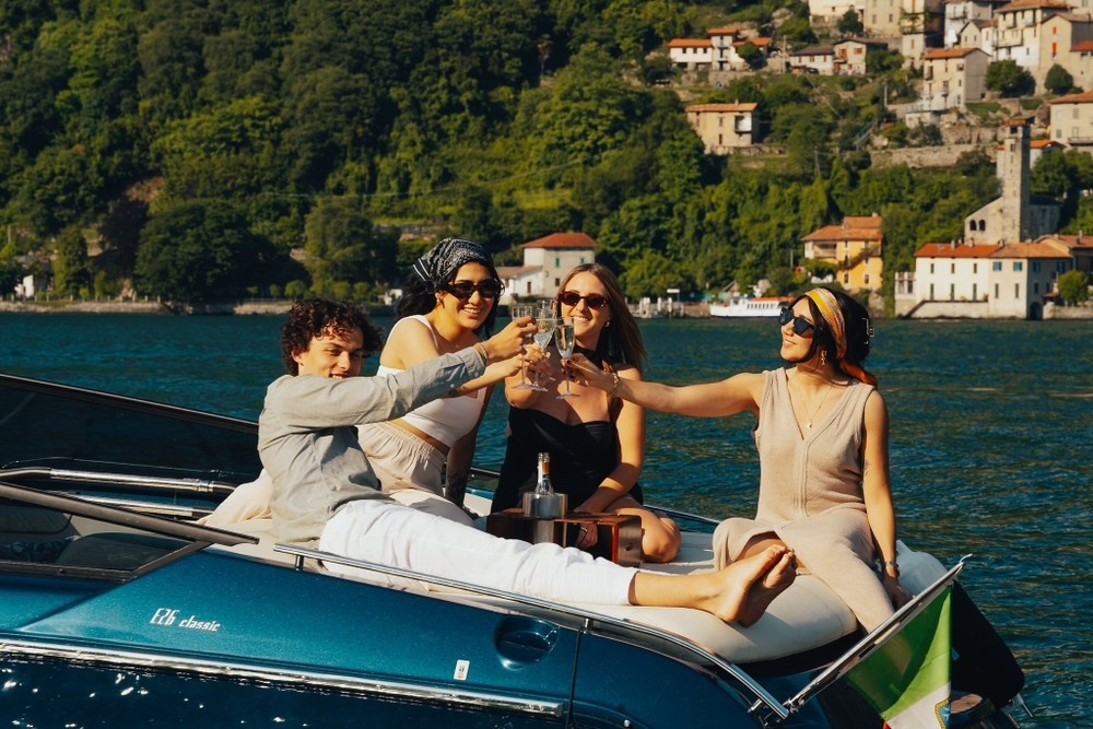 Exclusive Boat Tour with Private Villa Balbianello Visit & Lunch