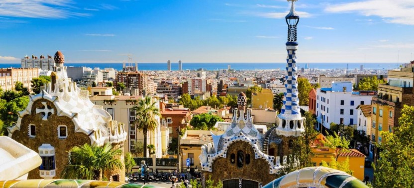 Sagrada Familia + Park Güell Fast Track Guided Tour