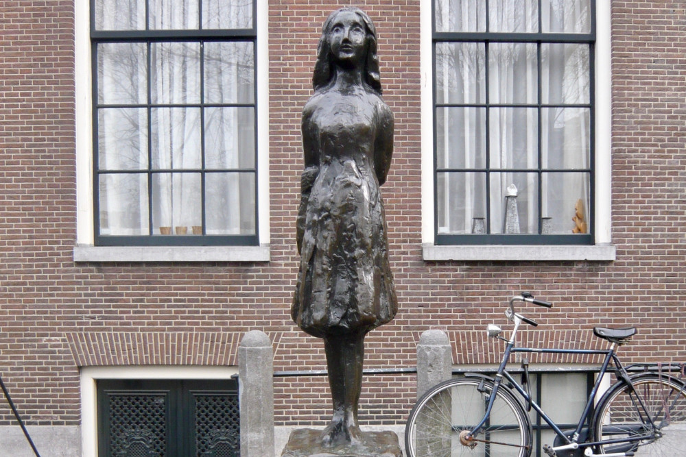 Anne Frank’s Amsterdam: Jewish History & WWII Private tour- English