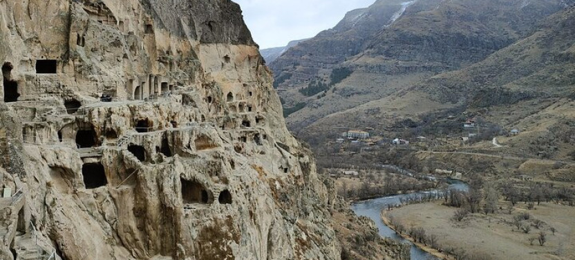 From Tbilisi to Borjomi, Rabati, and Vardzia Cave Guided Tour